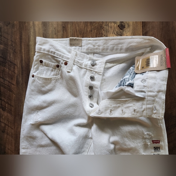 NWT Levi's 501 Straight Leg Original High Rise 24x30 Raw Hem - Picture 6 of 12